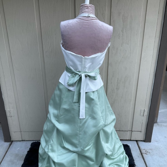 Maxi prom gown dress Couture Collection halter neck tiered bussled mint green 14 - Picture 6 of 15